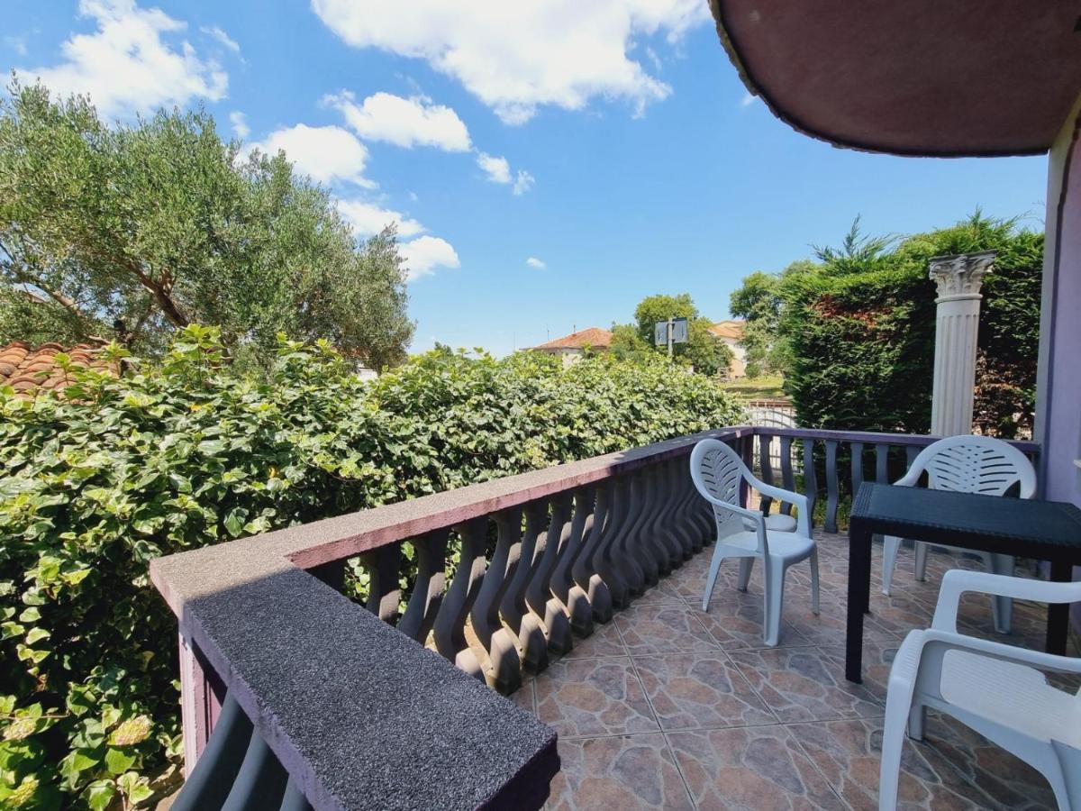 Apartmani Nika Бибинье Экстерьер фото